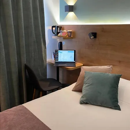 Kyriad Sud - A709 3*