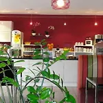 Kyriad Sud - Lattes