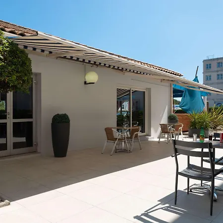 Kyriad Sud - A709 3*