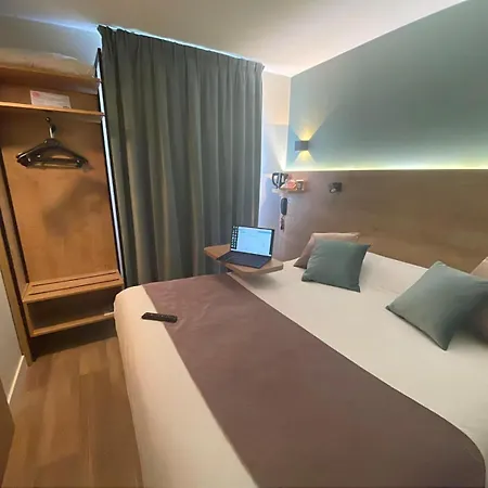 南蒙彼利埃凯里亚德酒店 酒店