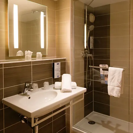 Hotel Kyriad Sud - A709 3*