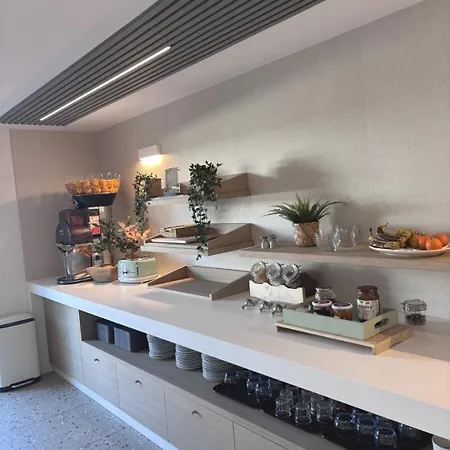 Kyriad Sud - A709 3* Montpellier