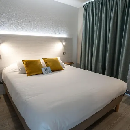 Kyriad Sud - A709 Hotel