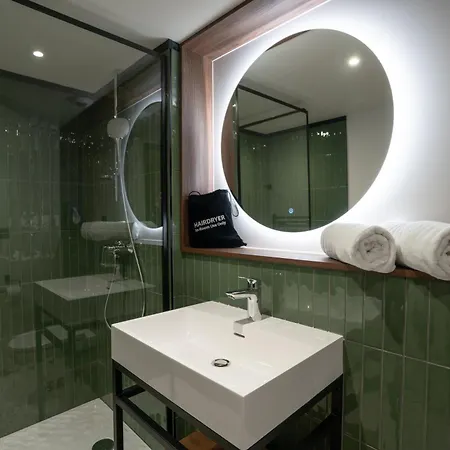 Kyriad Sud - A709 3*