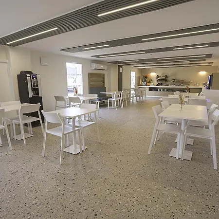 Szálloda Kyriad Sud - A709