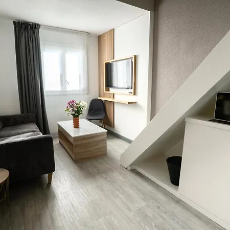 Hotel Kyriad Sud - Lattes 3*