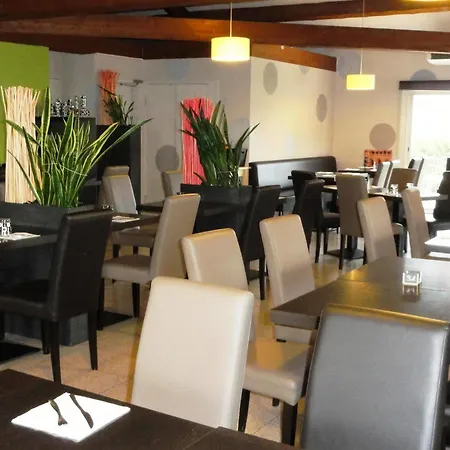 Kyriad Sud - A709 Hotel