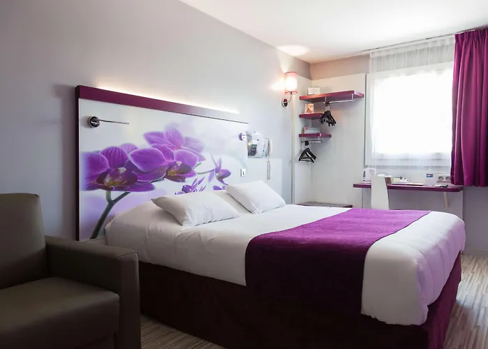 Kyriad Sud - A709 Hotel