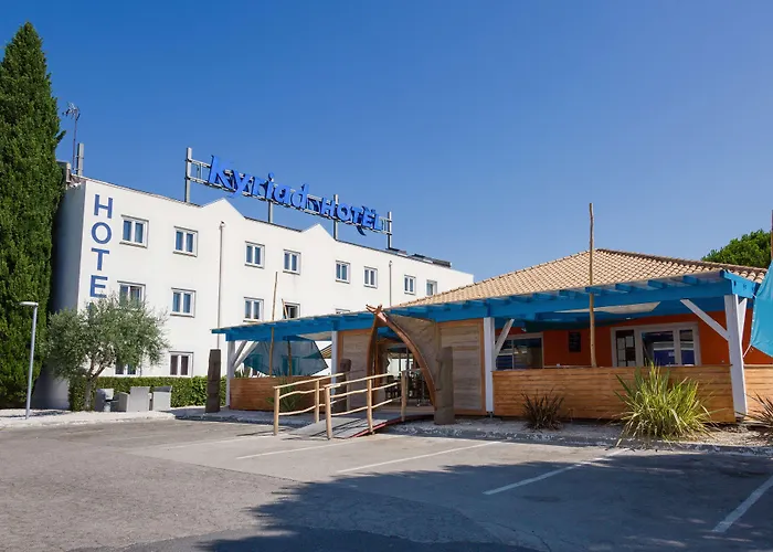 Hotel Kyriad Sud - A709 3*