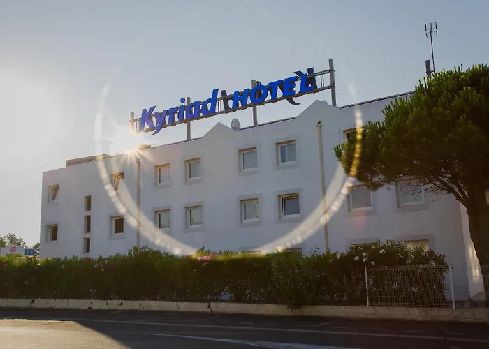 Kyriad Sud - A709 Hotel