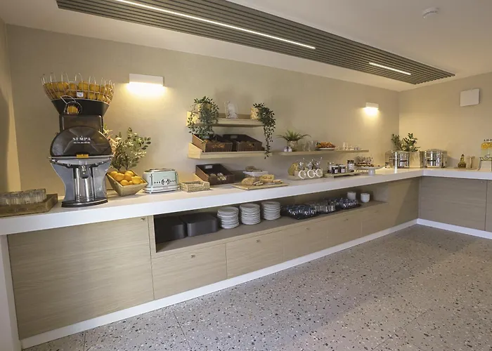 Kyriad Sud - A709 3*